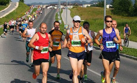 Vroč in dobrodelen 25. Mali maraton Državnosti v Celju