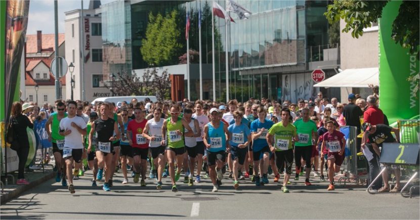 Vikend poln tekaških prireditev